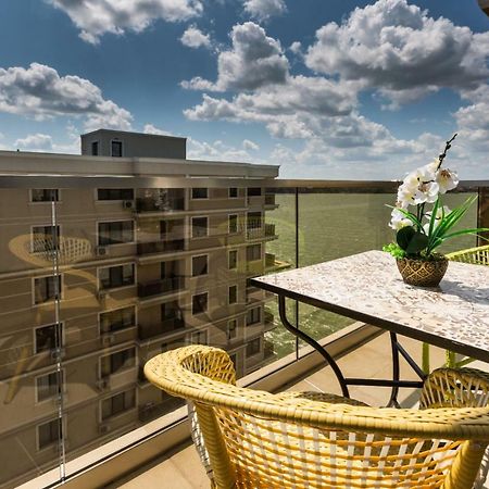 Rose Luxury Apartment Mamaia Buitenkant foto